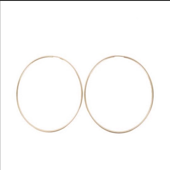 Let’s Go Round In Circles Hoop Earrings - Picture 3 of 3